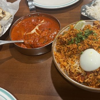 Dvaraka Indian Cuisine - Garlic Naan, Butter Chicken, Boneless Chicken-65 Biryani - Indian Near Me - Princeton, New Jersey Dvaraka Indian Cuisine - Garlic Naan, Butter Chicken, Boneless Chicken-65 Biryani - Indian Near Me - Princeton, New Jersey