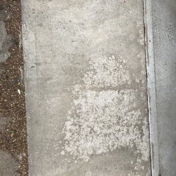 Absolute Garage Builders - Spalling on six month old concrete. - Garage Door Services Near Me - Chicago, Illinois