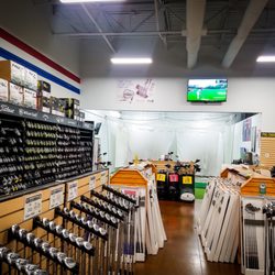 Edwin Watts Golf - Hitting Bays