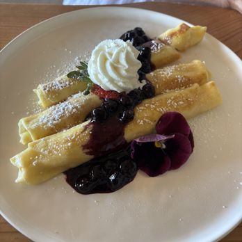 Greenhouse Penryn - Cheese and berry crepe - Salad Near Me - Penryn, California
