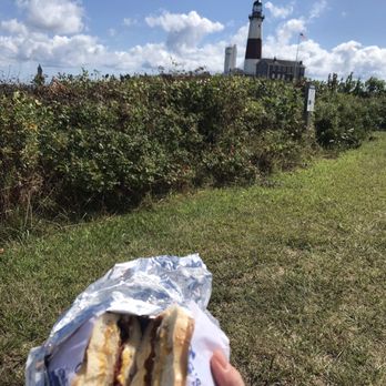 Goldbergs's Deli - Buy a hobo sandwich for breakfast and take it to the light house to eat it. - Delis Near Me - Montauk, New York
