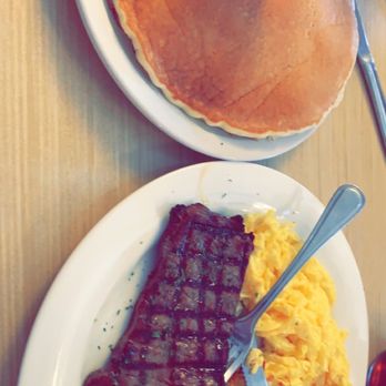 Red Rock Cafe - New York strip and pancakes - Breakfast & Brunch Near Me - Sedona, Arizona Red Rock Cafe - New York strip and pancakes - Breakfast & Brunch Near Me - Sedona, Arizona