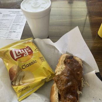 Pop's Neighborhood Grill - a hot dog and chips - Burgers Near Me - Birmingham, Alabama Pop's Neighborhood Grill - a hot dog and chips - Burgers Near Me - Birmingham, Alabama