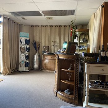 Signature Day Spa - Entrance and reception area - Massage Therapy Near Me - Carmel, California Signature Day Spa - Entrance and reception area - Massage Therapy Near Me - Carmel, California