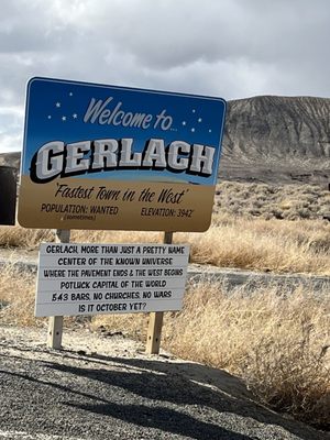 Bruno's Country Club by null