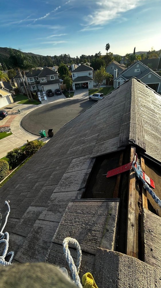 Slide of SD Supreme Roofing Services