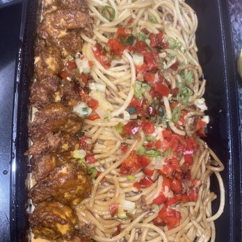 MattChews - Garlic Noodles  Umm...pretty good but needs more sauce. The concept was nice tho - Sandwiches Near Me - Atlanta, Georgia