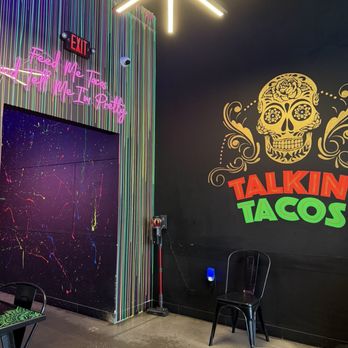 Talkin' Tacos Lake Nona - Love the neon and the black lights - Tacos Near Me - Orlando, Florida Talkin' Tacos Lake Nona - Love the neon and the black lights - Tacos Near Me - Orlando, Florida