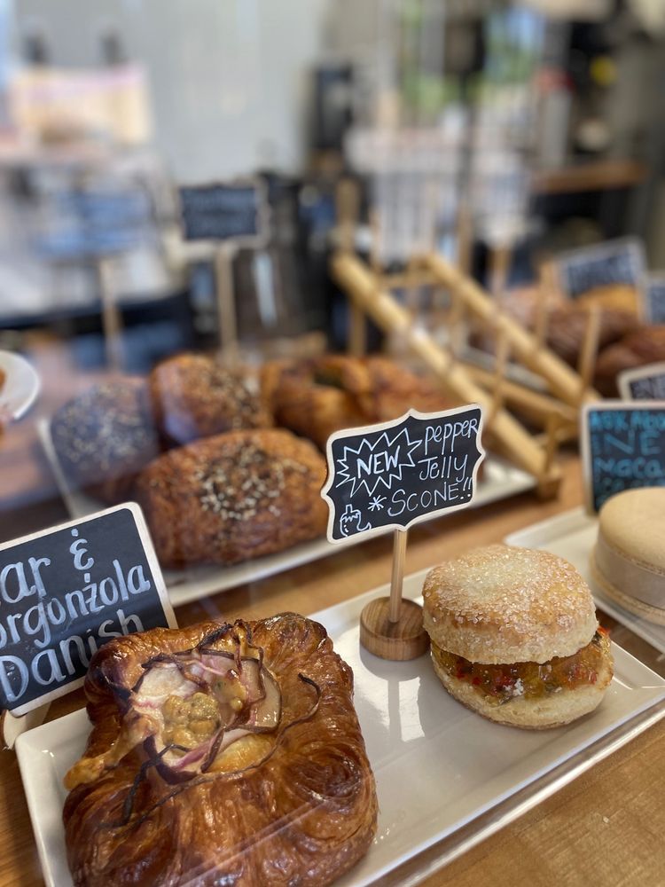 Experiment Coffee and Pastry