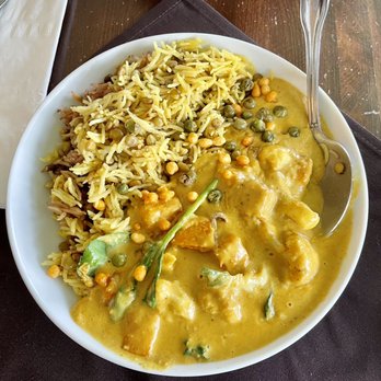 Veg Kitchen + Bar - curry - Vegan Near Me - Sacramento, California Veg Kitchen + Bar - curry - Vegan Near Me - Sacramento, California