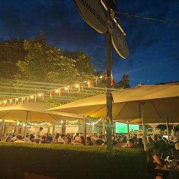 Lammgarten - Mit großer Leinwand zur EM 2024 - Food Near Me - Friedrichshafen, BW Lammgarten - Mit großer Leinwand zur EM 2024 - Food Near Me - Friedrichshafen, BW