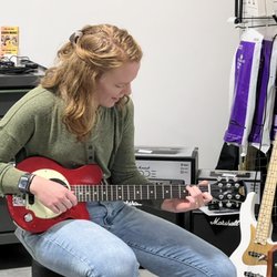 Music151 - Guitars can be fun