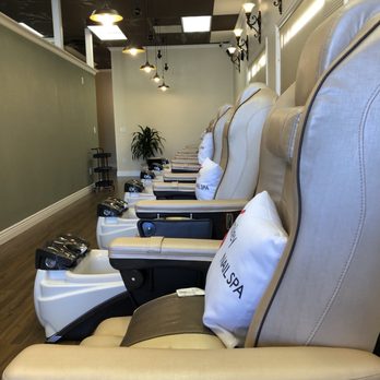 Smiley Nail Spa - Comfy pedi chairs - Nail Salons Near Me - Walnut Creek, California