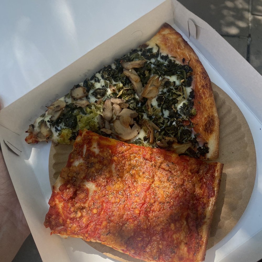 Reverse margarita and spinach mushroom slices