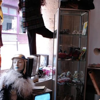 Chinemachine - Thrift Stores Near Me - Paris, 75 Chinemachine - Thrift Stores Near Me - Paris, 75