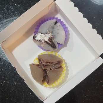 Sasaki Fine Pastry - houjicha and black sesame - Patisserie/Cake Shop Near Me - Markham, Ontario