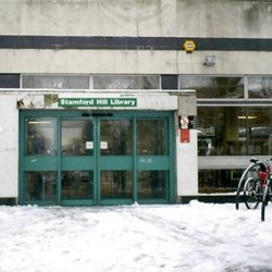 Stamford Hill Library - Photo.  8.2.2007.