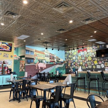 Lola's Handcrafted Kitchen - Dining and restrooms area - Sandwiches Near Me - Tyler, Texas