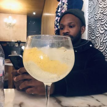 Café do Rio - Gin & Tonic was Huge and Best Tasting one I have Ever Had!!! - Burgers Near Me - Lisbon, 11