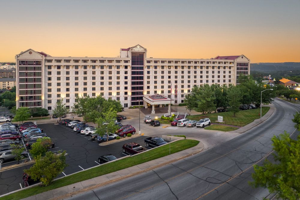 THOUSAND HILLS RESORT HOTEL - Updated July 2024 - 120 Wildwood Dr S