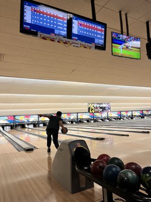 Whitestone Lanes by null