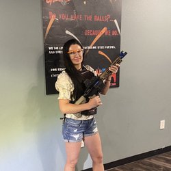 Top Shot Las Vegas - Visitor from the Gun Battle experience