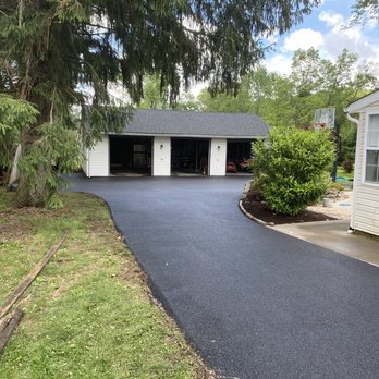All American Paving and Sealcoating - a driveway and garage - Masonry/Concrete Near Me - Exton, Pennsylvania All American Paving and Sealcoating - a driveway and garage - Masonry/Concrete Near Me - Exton, Pennsylvania