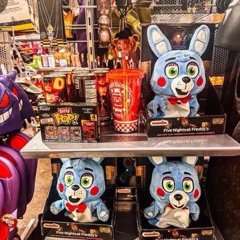 Hot Topic - Accessories Near Me - Greensboro, North Carolina Hot Topic - Accessories Near Me - Greensboro, North Carolina