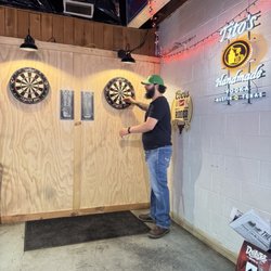 The Honey Hole - Darts !