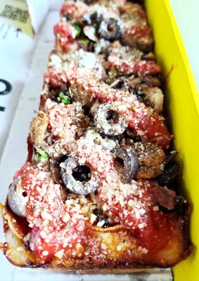 MOTO Pizza Bellevue Square by null