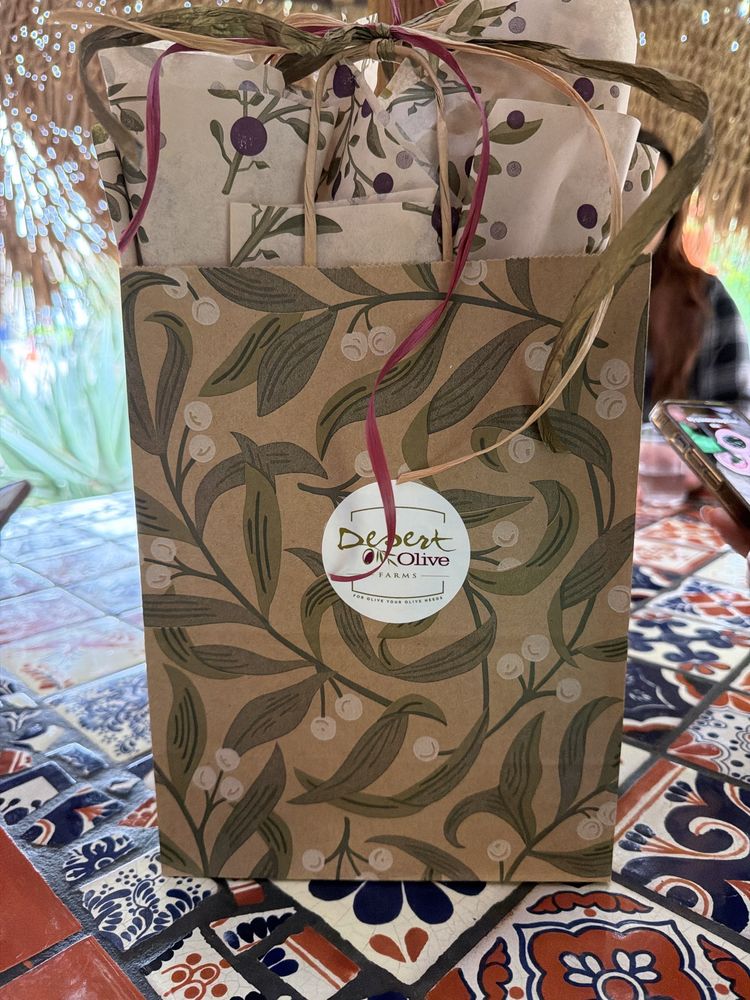 Desert Olive Farms Logo