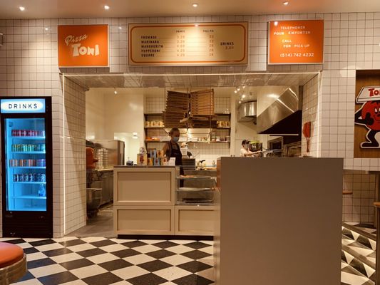 Pizza Toni - Saint Viateur by null