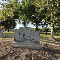 Lawrence Park - Signage
