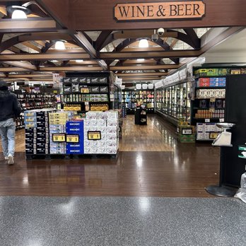 Harris Teeter - Grocery Near Me - Greensboro, North Carolina Harris Teeter - Grocery Near Me - Greensboro, North Carolina