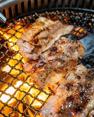 Ushiya Grill by null