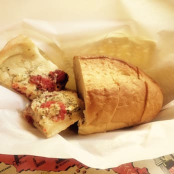 DeNicola's Restaurant - Focaccia and Italian bread with butter. - Italian Near Me - Portland, Oregon