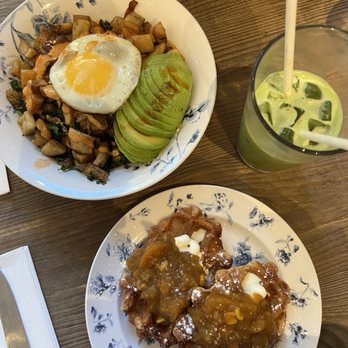 maman - brendas belgian waffles & papa's breakfast bowl - Cafes Near Me - New York, New York