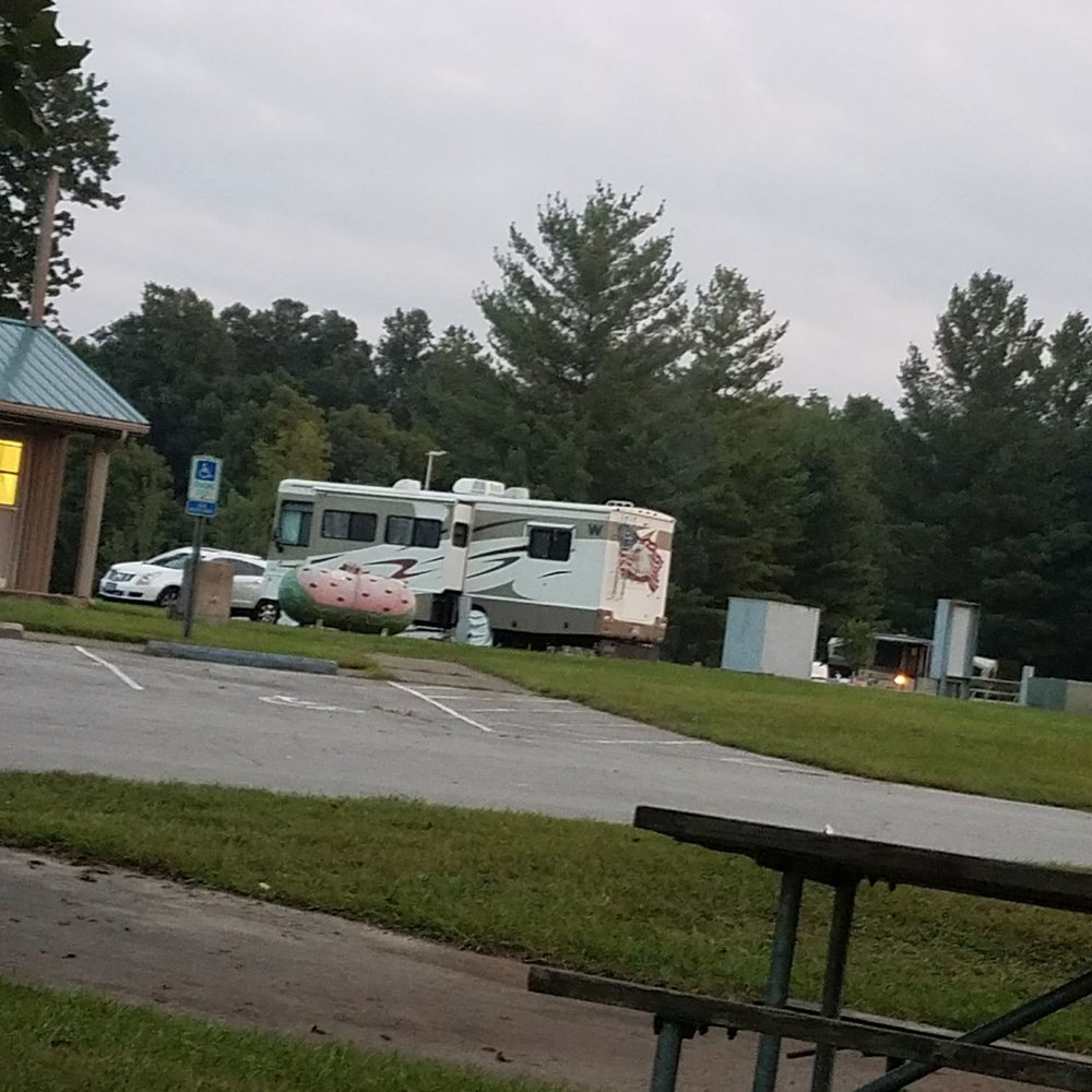 Cowan Lake State Park - Doesn't anyone camp in a tent anymore? Campers everywhere. - Boating Near Me - Wilmington, Ohio