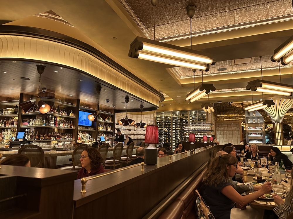 Brasserie B Parisian Steakhouse - Photo 3