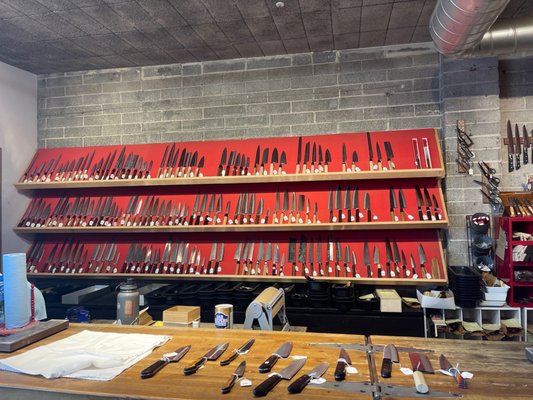 Phoenix Knife House by null
