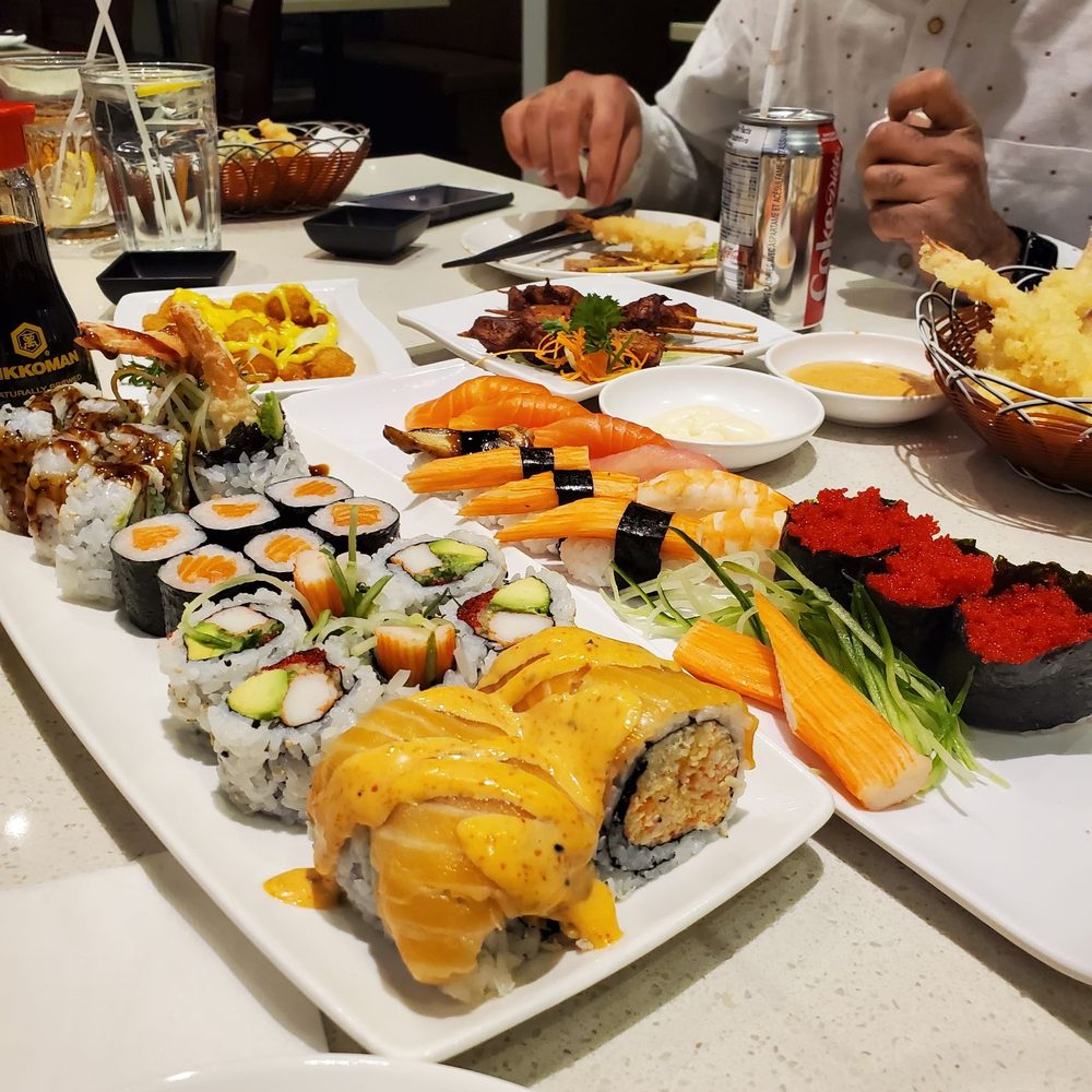 Moon Sushi - Japanese Near Me - Mississauga, Ontario