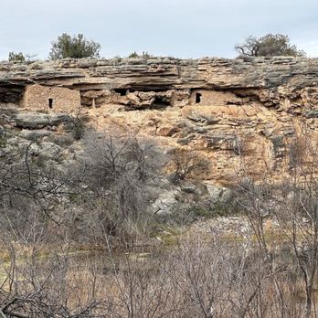Montezuma Well - Landmarks & Historical Buildings Near Me - Rimrock, Arizona