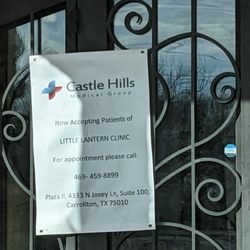 Little Lantern Clinic - Sign on door says "Castle Hills Medical Group Now Accepting Patients of Little lantern clinic"
