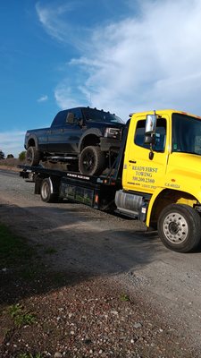 Ready First Towing on Yelp