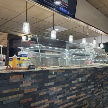 Goomba's Wood Fired Pizza - Nice counter at Goomba's. - Pizza Near Me - Castleton-on-Hudson, New York Goomba's Wood Fired Pizza - Nice counter at Goomba's. - Pizza Near Me - Castleton-on-Hudson, New York