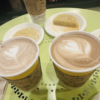 The Crumpet Shop - Left: hot chocolate, Right: mocha - Bakeries Near Me - Seattle, Washington