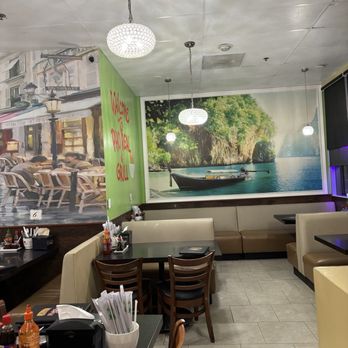 Pho Real & Grill Vietnamese Bistro - Inside - Vietnamese Near Me - Tracy, California Pho Real & Grill Vietnamese Bistro - Inside - Vietnamese Near Me - Tracy, California