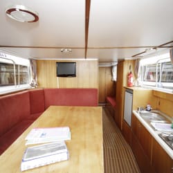 Top Charter - Silent 149 Waräger Salon mit Panoramablick