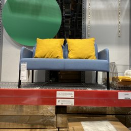 This is the cutest loveseat ever!