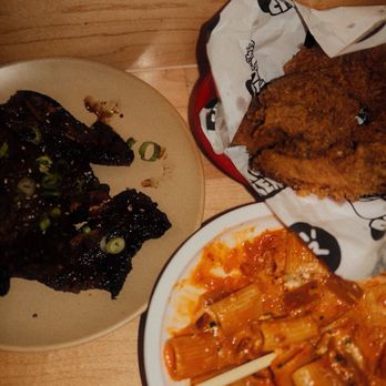 Jilli - galbi, rigatoni alla kimchi vodka, korean fried chicken - Korean Near Me - Los Angeles, California